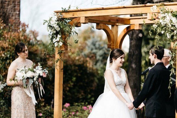 Alison David s Chic Outdoor Wedding